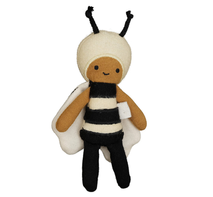 Taschenpuppe "Pocket Friend Bee". Ökologisch und fair produziert.